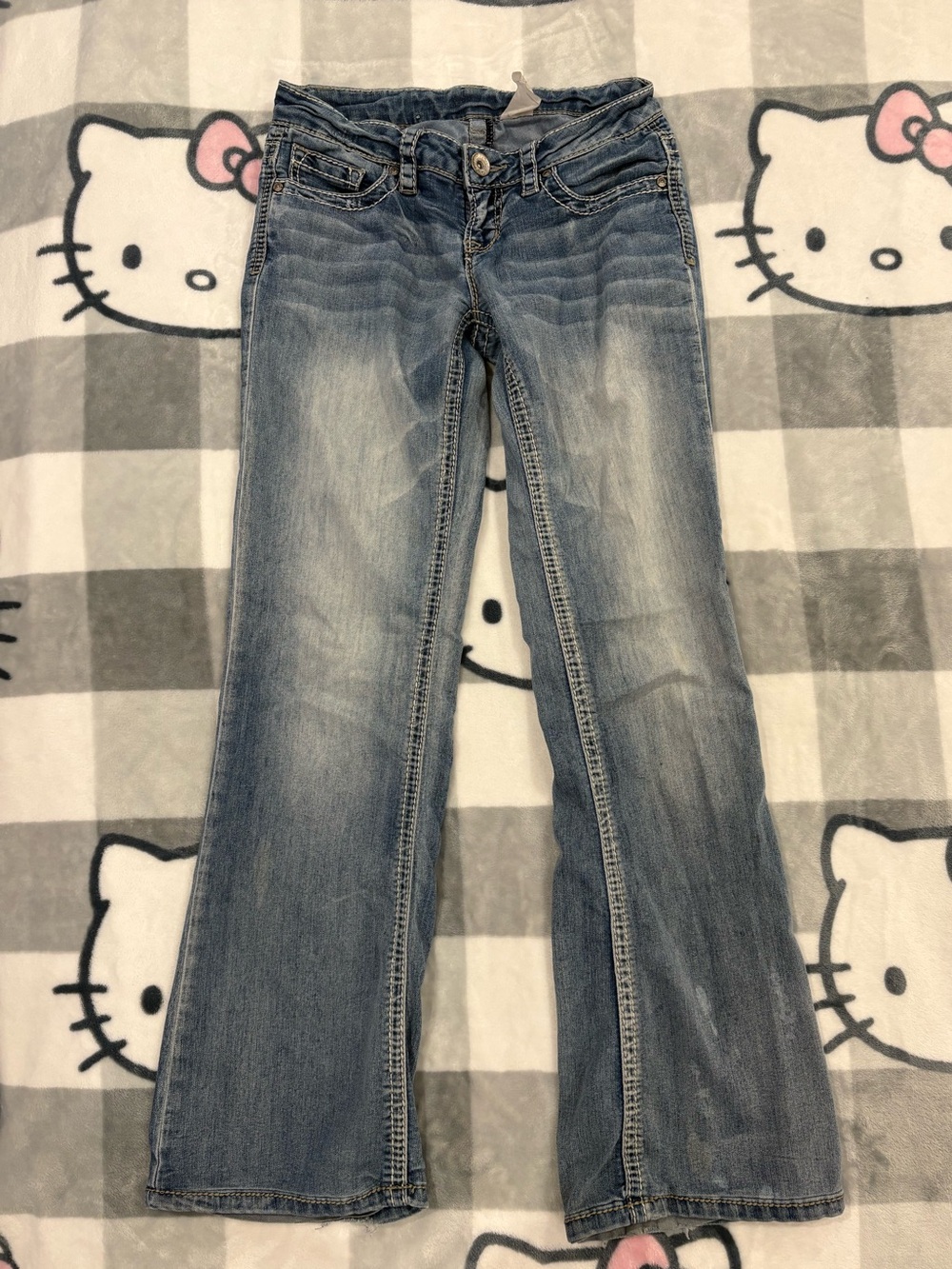 Y2K Vintage Wash Low Rise Flared Jeans Embroidered Pockets